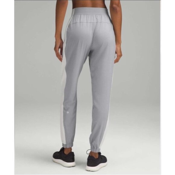 Lululemon Adapted State High-Rise Colorblock Grey White Ankle Pants Joggers 2 - Picture 1 of 14
